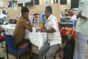 கிளிநொச்சியில் ஊடகவியலாளர் மீது கடும் தாக்குதல்