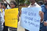 தேரரின் முறைப்பாட்டால் சிறைச் சென்ற தமிழ் விவசாயிகளை விடுவிக்கக் கோரி போராட்டம்
