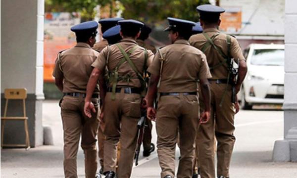 இளைஞனை சித்திரவதை செய்த பொலிஸ் அதிகாரிகள் பணி இடை நிறுத்தம்