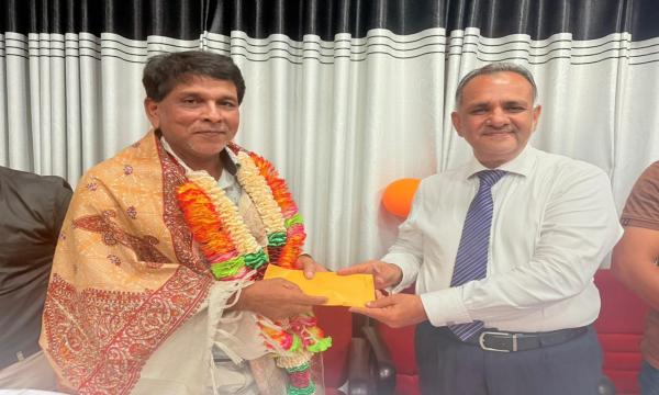 சம்மாந்துறை பிரதேச சபையின் செயலாளராக கடமையாற்றிய எம்.ஏ.கிதிர் முஹம்மட் 34வருட அரசசேவையிலிருந்து பிரியாவிடை