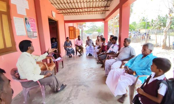 மேச்சல்தரவை இன்மையால் அவதியுறும் நானாட்டான் கால்நடைவளப்பாளர்களைச் சந்தித்தார் ரவிகரன் எம்.பி