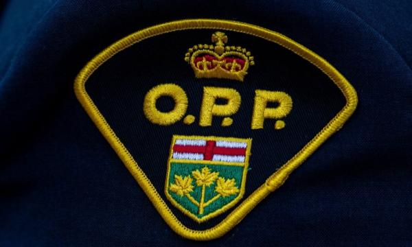 டொரொண்டோவில் பொலிஸ் அதிகாரி மீது பாரதூரன குற்றச்சாட்டு!