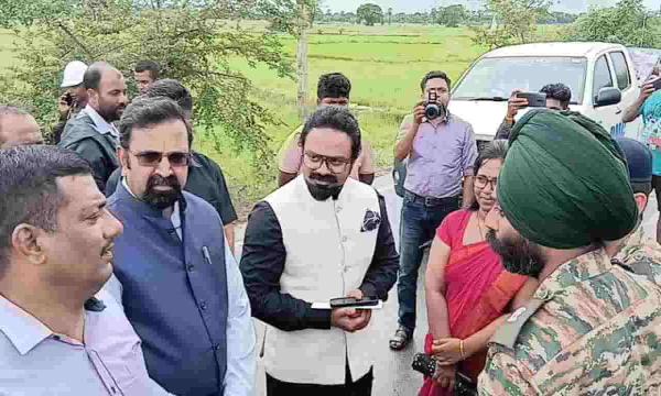 புனரமைப்பு பணிகளை பார்வையிட்ட யாழ். இந்தியத்துணைத் தூதுவர்!