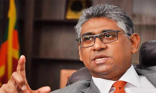 விவாகரத்து மற்றும் முஸ்லிம் திருமணச் சட்டத் திருத்தங்களுக்கு தனிநபர் பிரேரணை சமர்ப்பிக்கத் தயாராகும் பைசர் முஸ்தபா!