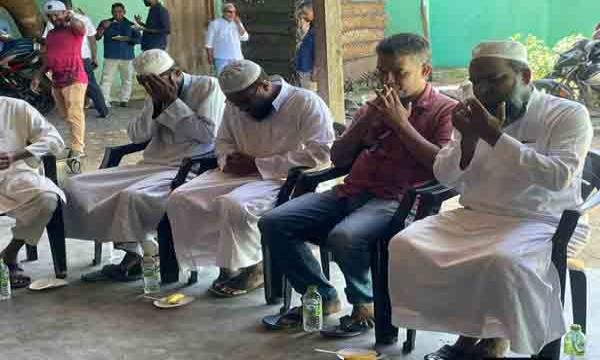 அறுகம்பையில் இஸ்ரேலியர்களின் சபாத் இல்லத்திற்கு பூட்டு; பாற்சோறு சமைத்து பிரார்த்தனை