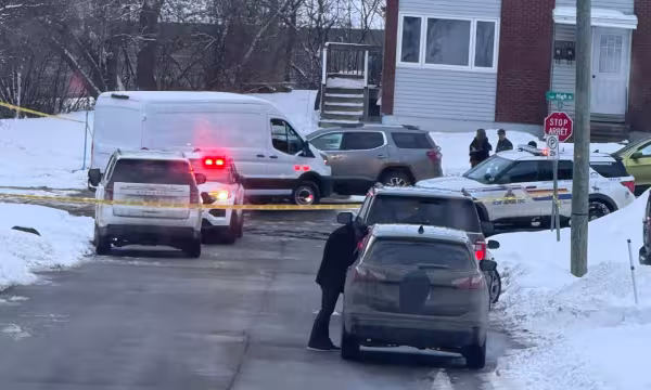 குப்பைத் தொட்டிக்குள் பெண்ணின் சடலம் மீட்பு; மொன்க்டனில் பெரும் பரபரப்பு!