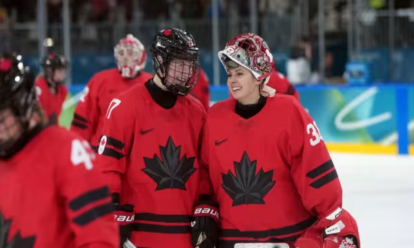 ஒலிம்பிக் மகளிர் ஹொக்கி: அரைஇறுதிக்கு முன்னேறியது கனடா - மேரி-பிலிப் புலின் புதிய சாதனை!