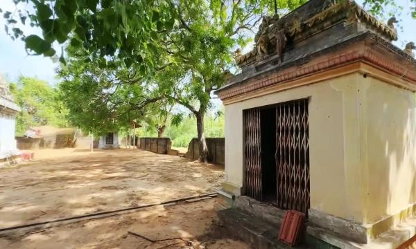 இராணுவத்தால் சுற்றி வளைக்கப்பட்டுள்ள ஒரு பழங்கால ஆலயத்தை விடுவிக்க வடக்கிலிருந்து கோரிக்கை