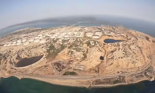 ஈரானின் 'மகுட வைரம்' கார்க் தீவு மீது அமெரிக்கா அதிரடித் தாக்குதல்: ட்ரம்ப் எச்சரிக்கை!