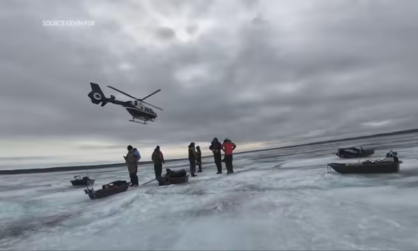 ஓவன் சவுண்ட் அருகே பனிக்கட்டியில் சிக்குண்ட 23 பேர் மீட்பு: 'அங்கு மக்கள் கதறி அழுதனர்' என மீனவர் வாக்குமூலம்!