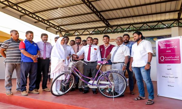 குறைந்த வருமானக் குடும்பங்களைச் சேர்ந்த மாணவர்களுக்கு சைக்கிள்கள் வழங்கல்!