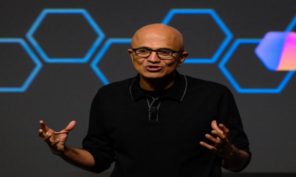 AI-க்காக பாரிய முதலீடு: மைக்ரோசாப்ட் மற்றும் மெட்டா நிறுவனங்களில் ஆயிரக்கணக்கான ஊழியர்கள் பணிநீக்கம்!  